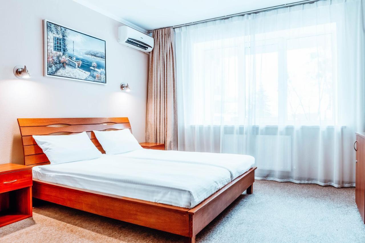 Black Sea Hotel Kiev Buitenkant foto