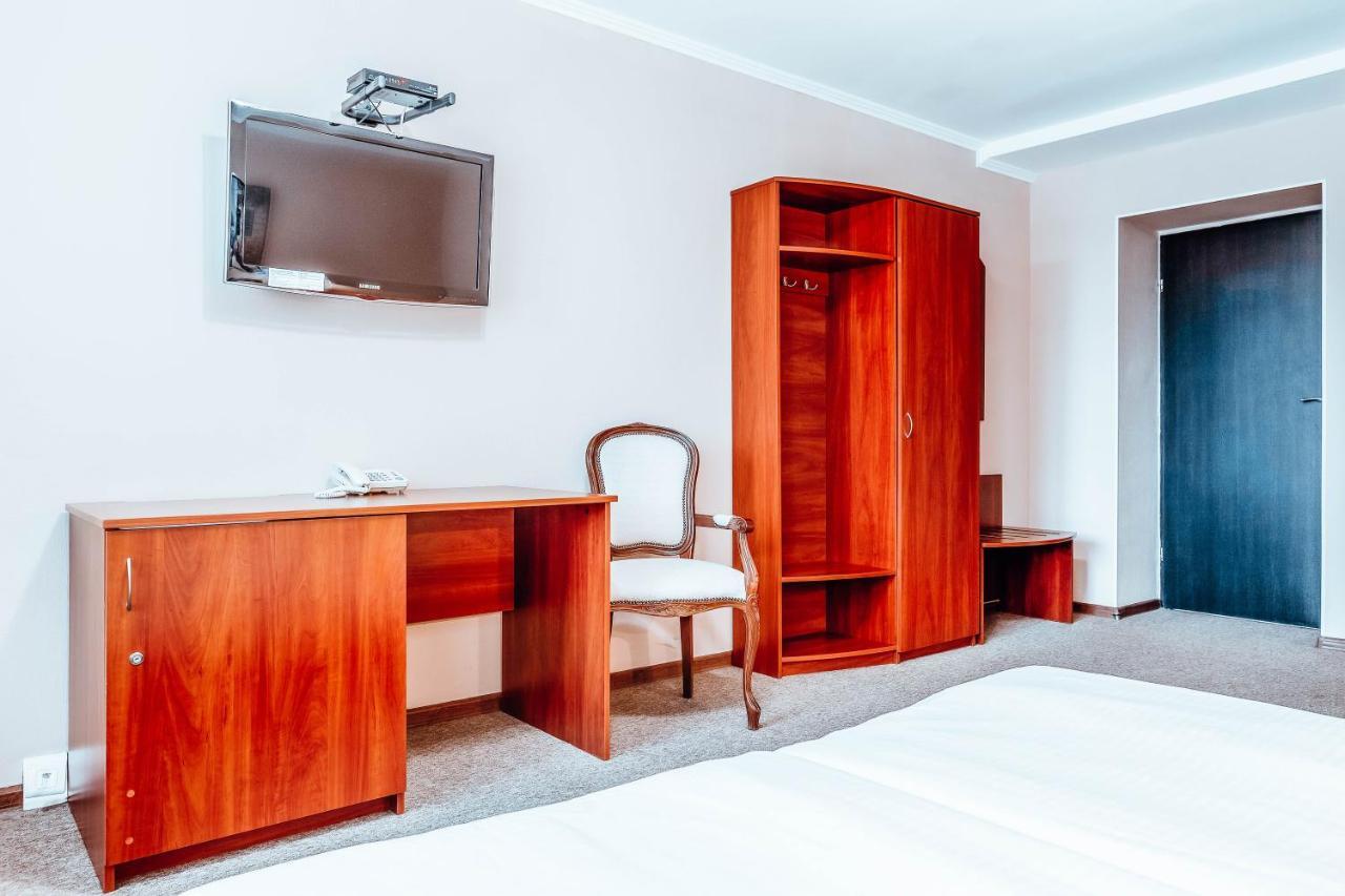 Black Sea Hotel Kiev Buitenkant foto