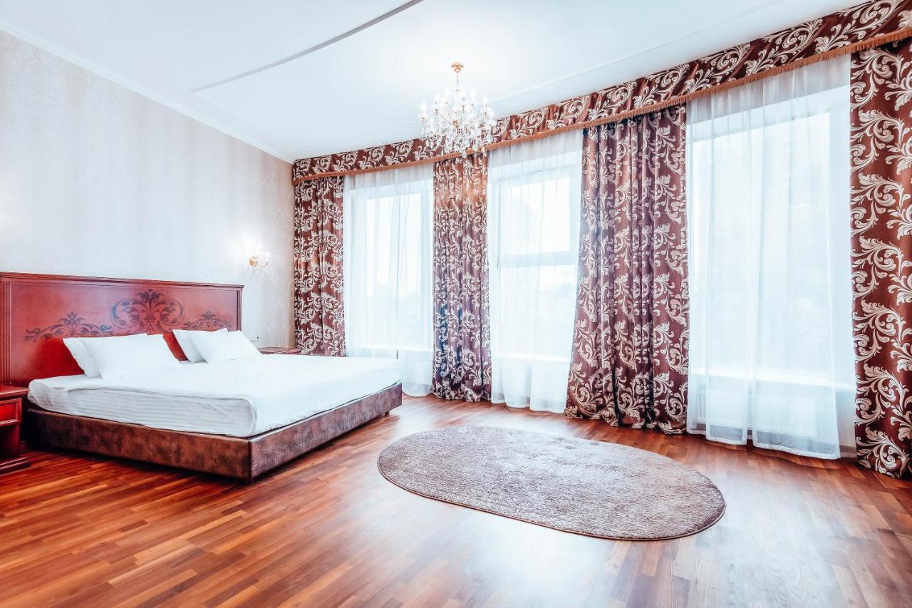 Black Sea Hotel Kiev Buitenkant foto