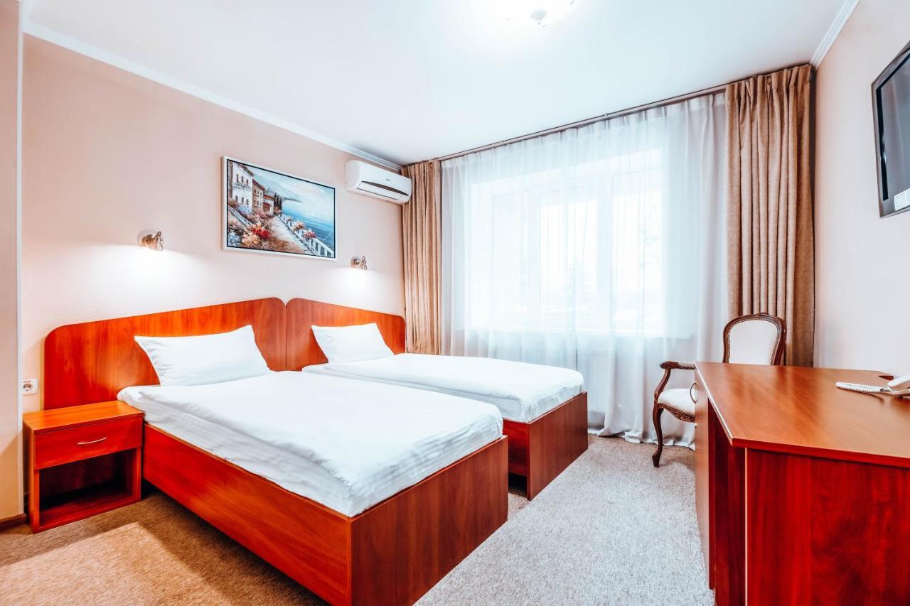 Black Sea Hotel Kiev Buitenkant foto